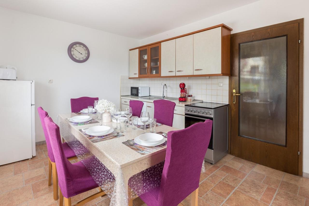 Apartment Valy - Free Bikes, Relaxing Terrace & Near Μπλεντ Εξωτερικό φωτογραφία