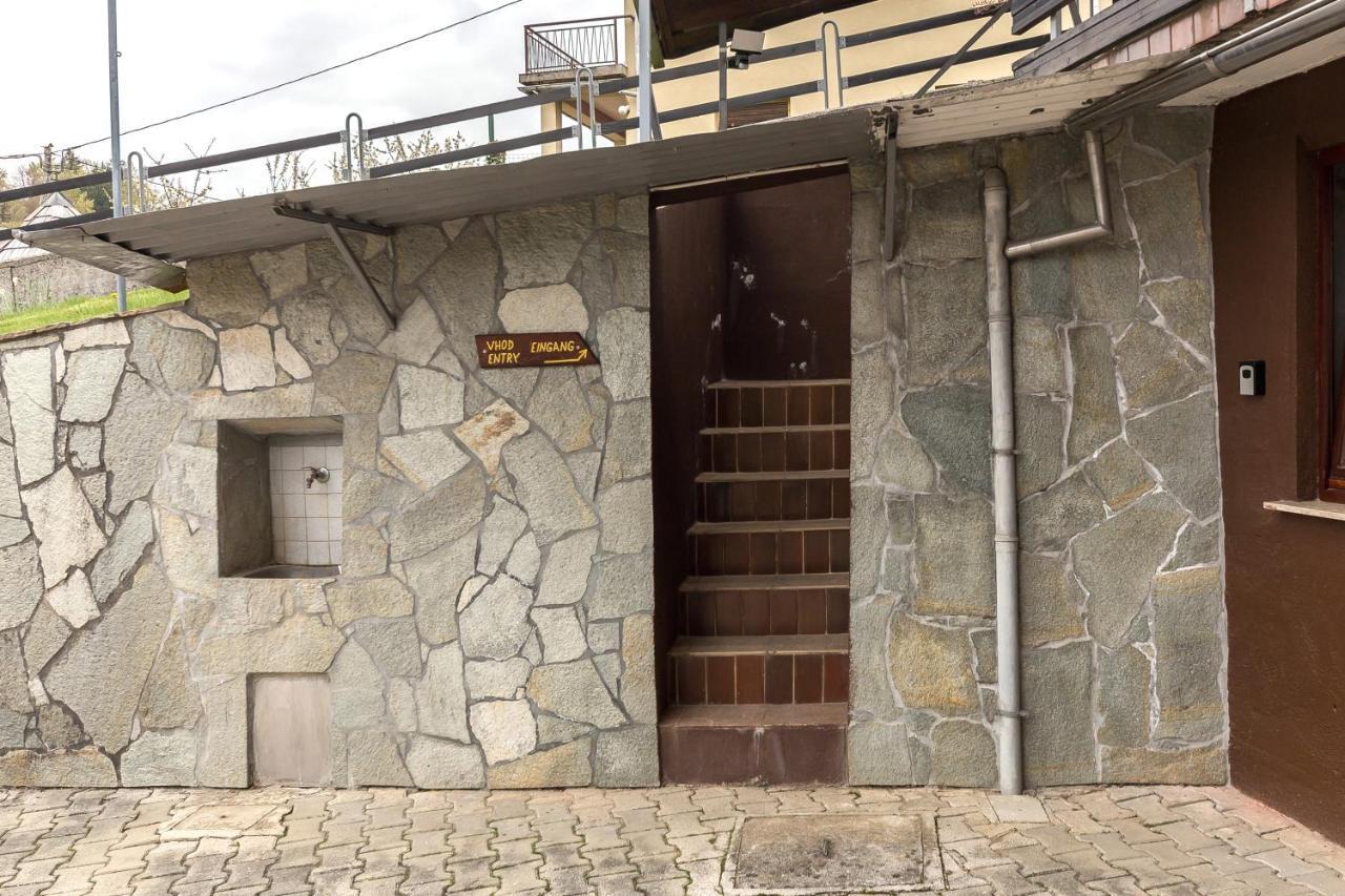 Apartment Valy - Free Bikes, Relaxing Terrace & Near Μπλεντ Εξωτερικό φωτογραφία