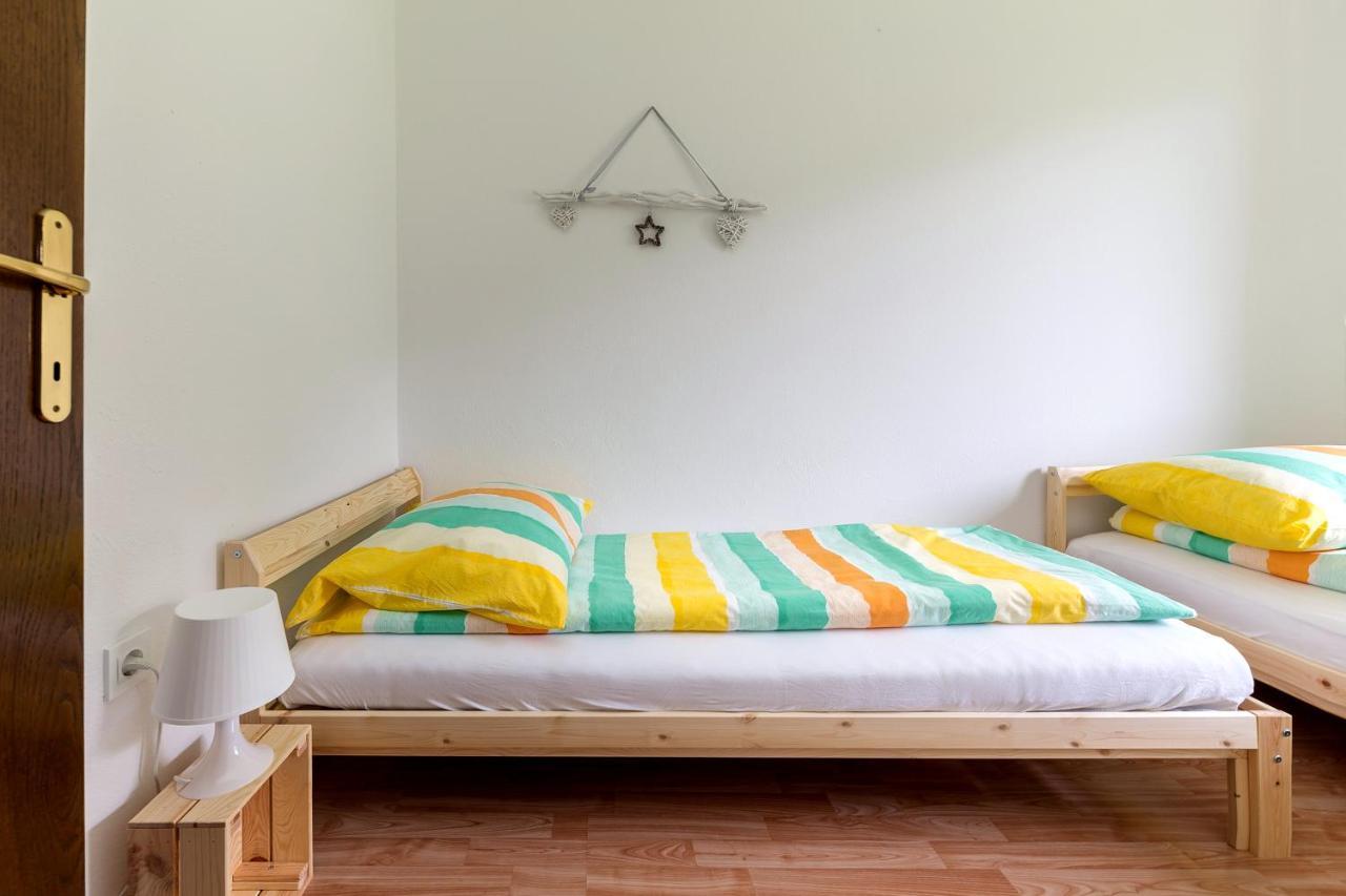 Apartment Valy - Free Bikes, Relaxing Terrace & Near Μπλεντ Εξωτερικό φωτογραφία